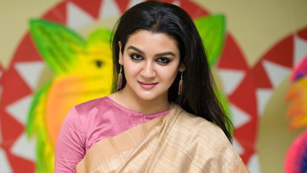 প্রেম-ভালোবাসা আর বিয়ে নিয়ে যা বললেন জয়া