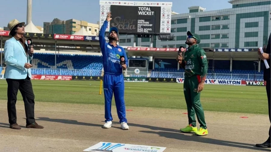 টসে জিতে ব্যাটিংয়ে বাংলাদেশ 
