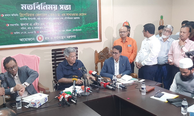 জাতীয় নির্বাচন হবে কি হবে না, সেটা আমার বিষয় না : উপদেষ্টা সাখাওয়াত