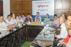 উৎসবমুখর ও শান্তিপূর্ণ পরিবেশে দুর্গাপূজা উদযাপনে সর্বোচ্চ নিরাপত্তা নিশ্চিত করা হবে: জেলা প্রশাসক