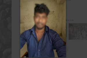 সুরমা বাইপাস রোড থেকে চোরাকারবারী আটক