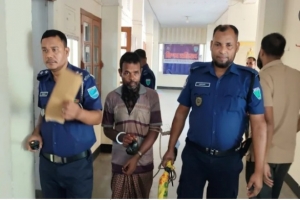 সুনামগঞ্জে ৭০ বছরের মাকে কুপিয়ে হত্যা করল ছেলে