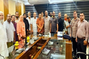 সড়ক দুর্ঘটনা রোধে সিসিক প্রশাসকের সাথে নিসচ মহানগরের মতবিনিময়