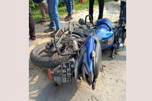 লাক্কাতুরা এলাকায় সড়ক দুর্ঘটনায় আহত ৩