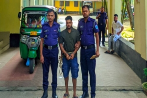 সাদা পাথর লুটপাটের মামলায় আটক ১