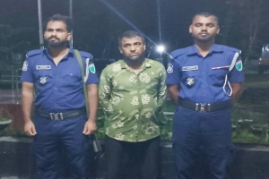 কোম্পানীগঞ্জে অবৈধভাবে বালু উত্তোলনের দায়ে আটক ১