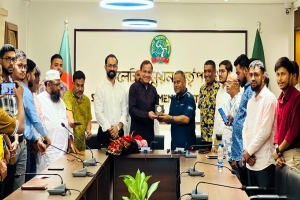  রংপুর উন্নয়ন কর্তৃপক্ষের চেয়ারম্যান মো. সামসুজ্জামান সামুকে সংবর্ধনা দিল সিউক