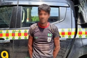  মোগলাবাজারে বড় ভাইকে হত্যা : শরীয়তপুর থেকে ঘাতক গ্রেফতার