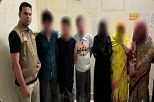 নগরীতে আবাসিক হোটেলে অভিযানে নারীসহ আটক ৬, দুই হোটেল সিলগালা