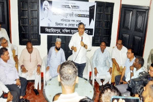  মাহবুব আলী খান জনমানবের কল্যাণে তাঁর জীবন উৎসর্গ করেছেন: প্রতিমন্ত্রী মীর শাহে আলম