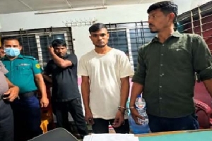 নগরীতে জেলা প্রশাসনের রাতভর অভিযান, মাদকসেবী-জুয়াড়িসহ দণ্ডিত ৪৪