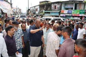 নথিপত্র ও আইনি দিক পর্যালোচনা করে কাজিরবাজার মৎস্য ও তরকারি বাজারের বিষয়ে সিদ্ধান্ত নেওয়া হবে