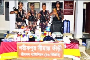 কুলাউড়ায় বিপুল পরিমণ ভারতীয় পণ্য জব্দ