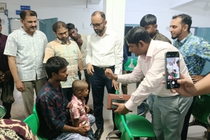 মৌলভীবাজারে একই পরিবারের ৩ দৃষ্টি প্রতিবন্ধীর সফল অস্ত্রোপচার 