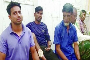 বাহুবল দু’পক্ষের সংঘর্ষে আহত ৩৫