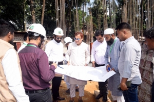নিয়ম মেনে ভবন নির্মাণ নিশ্চিতকরণে পরিদর্শনে নেমেছে সিউক