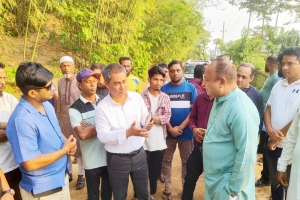 বাঘায় বুরহান উদ্দিন সড়কের সংস্কারকাজ দ্রুত সম্পন্নের নির্দেশ এমপি এমরান চৌধুরীর