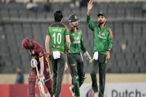 দাপুটে জয়ে সিরিজ বাংলাদেশের 