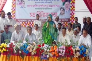 আওয়ামী লীগ সাধারণ মানুষকে জিম্মি করে দীর্ঘদিন ক্ষমতায় ছিল: তাহসিনা রুশদীর লুনা