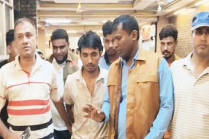  সুনামগঞ্জে হাতকড়া নিয়ে পালিয়ে ফেসবুকে লাইভ, অবশেষে গ্রেফতার আসির