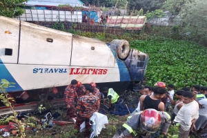 টাঙ্গুয়ার হাওরের আনন্দে ভ্রমণে এসে শান্তিগঞ্জে সড়ক দুর্ঘটনায় প্রাণ গেল মা–মেয়ে