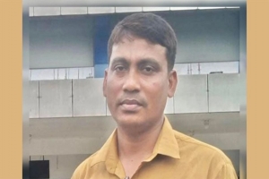  তেমুখী বাইপাস সড়কে গাছের ডাল ভেঙে ব্যাংক কর্মকর্তার মৃত্যু