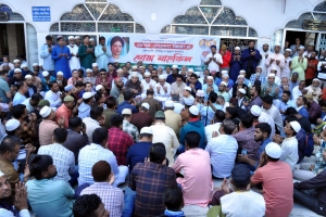 খালেদা জিয়ার সুস্থতা কামনায় মিফতাহ্ সিদ্দিকীর দোয়া মাহফিল