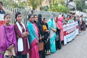 আসন্ন দূর্গাপূজায় সাম্প্রদায়িক সম্প্রীতি বজায় রাখতে বাংলাদেশ মহিলা পরিষদ, সিলেট জেলার মানবন্ধন