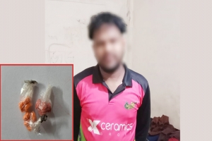  লাক্কাতুরা থেকেে ইয়াবাসহ যুবক আটক 