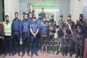 কোম্পানীগঞ্জে পুলিশ বিজিবি’র অভিযানে মাদক সম্রাট মনির গ্রেফতার 