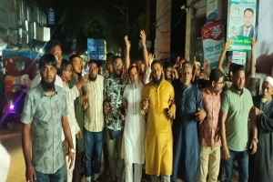 হুমায়ুন কবির প্রতিমন্ত্রী হিসেবে শপথ নেওয়ায় বিশ্বনাথে আনন্দ মিছিল ও মিষ্টি বিতরণ