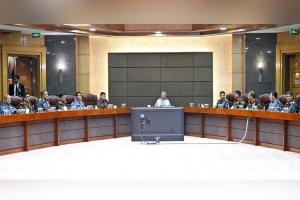  অবাধ, সুষ্ঠু ও গ্রহণযোগ্য নির্বাচন নিশ্চিত করতে সশস্ত্র বাহিনীকে সর্বোচ্চ সতর্কতার নির্দেশ প্রধান উপদেষ্টার