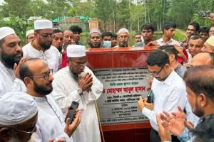 জকিগঞ্জ-শেওলা সড়কের সংস্কার কাজের উদ্বোধন করলেন মুফতি আবুল হাসান এমপি