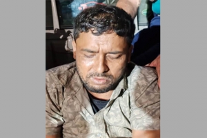 হাটখোলা থেকে দুর্ধর্ষ ডাকাত গ্রেফতার