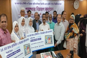 জুলাই যোদ্ধাদের ত্যাগের স্বাক্ষর গ্রাফিতিতে ফুটে উঠেছে 