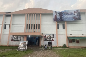 বিজিবি চলছে আলোচিত সিনেমা রাক্ষস 