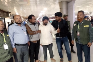 প্রবাসী কল্যাণ মন্ত্রীর প্রচেষ্টায় সৌদি থেকে দেশে ফিরলেন নিখোঁজ মৌলভীবাজারের সমুজ মিয়া