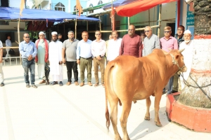 শাহজালাল (রহ.) মাজারের ওরসে প্রধানমন্ত্রীর উপহার হস্তান্তর করলেন সিসিক প্রশাসক