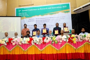  গবেষণায় বিশেষ অবদানে ভিসি অ্যাওয়ার্ড পেলেন শাবিপ্রবির ৫ শিক্ষক
