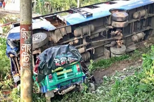 সুনামগঞ্জে পৃথক সড়ক দুর্ঘটনায় নিহত ৫ : আহত ৩ 