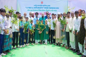 গাছ শুধু পরিবেশকে সবুজ করে না এটি মানুষের ভবিষ্যতের সুরক্ষাও নিশ্চিত করে: এম এ মালিক