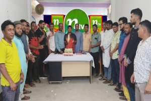 ছাতকে কেক কেটে এনটিভির প্রতিষ্ঠাবার্ষিকী উদযাপন