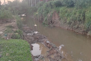 কুলাউড়ায় রাঙ্গিছড়া খেলার মাঠের পাশ থেকে মাটি ও বালু বিক্রির অভিযোগ