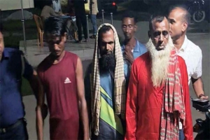 সুনামগঞ্জে মাদক কারবারি পাথর বাবাসহ আটক ৪ 