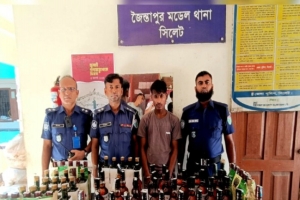 জৈন্তাপুরে বিপুল পরিমাণ  বিদেশি মদসহ আটক ১